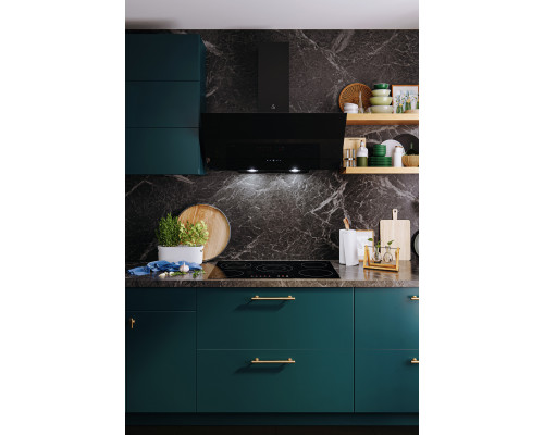 Вытяжка кухонная наклонная LEX ARIA 900 BLACK